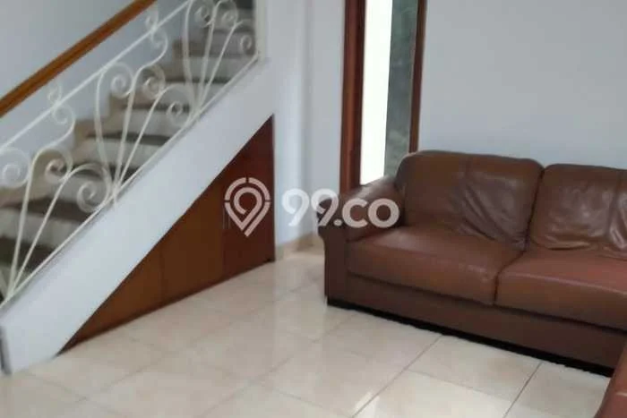 Rumah Mewah LB 250m2 Siap Pakai Desain Elegan di BSD Anggrek Loka, Tangerang Rumah Mewah LB 250m2 Siap Pakai Desain Elegan di BSD Anggrek Loka, Tangerang