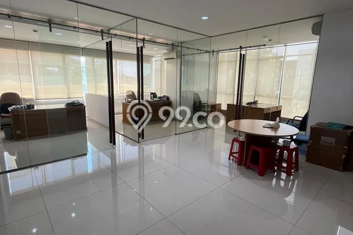 Dijual Kantor di Kebayoran Lama, Jakarta Selatan Harga Penawaran Spesial Dijual Kantor di Kebayoran Lama, Jakarta Selatan Harga Penawaran Spesial