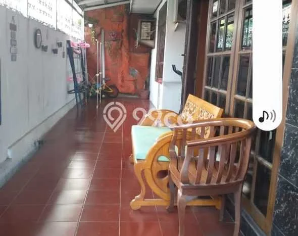 Siap Huni Rumah Mewah 5 Kamar di Kebayoran Lama Dekat ke Mana Saja Siap Huni Rumah Mewah 5 Kamar di Kebayoran Lama Dekat ke Mana Saja