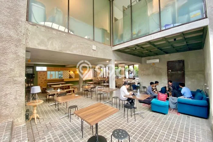 Komersial Disewa di Kebayoran Baru, Jakarta Selatan, LT 632m2 / LB 700m2 Komersial Disewa di Kebayoran Baru, Jakarta Selatan, LT 632m2 / LB 700m2