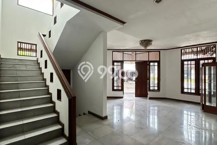 For Sale! Luxury House LT 390m2 Desain Modern di Lebak Bulus For Sale! Luxury House LT 390m2 Desain Modern di Lebak Bulus