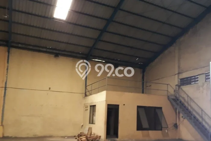 Gudang Disewakan Kawasan Asemrowo, Luas 840m2m², Area Strategis, Siap Bisnis Gudang Disewakan Kawasan Asemrowo, Luas 840m2m², Area Strategis, Siap Bisnis