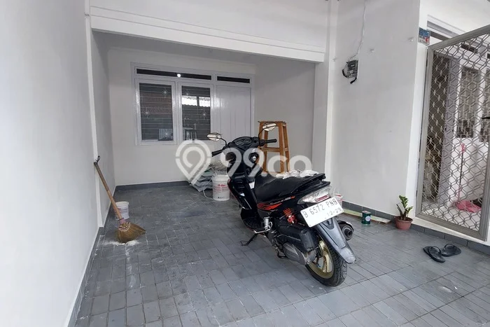 Rumah Disewakan Jakarta Barat LT 135m2 LB 150m2 Kawasan Tomang Rumah Disewakan Jakarta Barat LT 135m2 LB 150m2 Kawasan Tomang