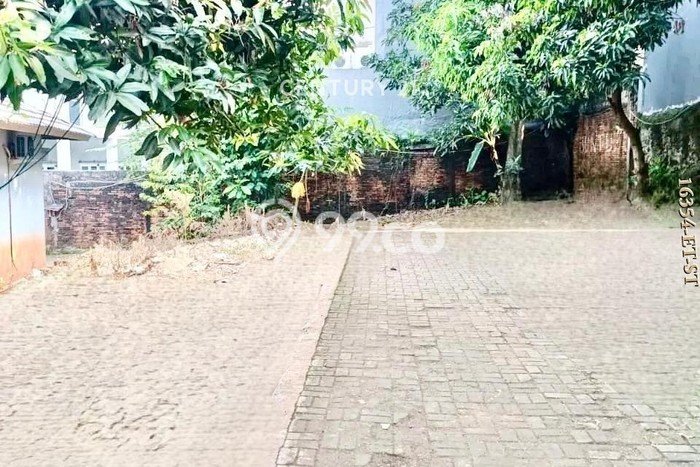 Tanah Dijual Lokasi Strategis di Jakarta Selatan dengan Luas 1560m2 Tanah Dijual Lokasi Strategis di Jakarta Selatan dengan Luas 1560m2