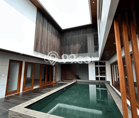 Siap Huni Hunian Elit 5 Kamar di Kebayoran Baru Dekat ke Mana Saja Siap Huni Hunian Elit 5 Kamar di Kebayoran Baru Dekat ke Mana Saja