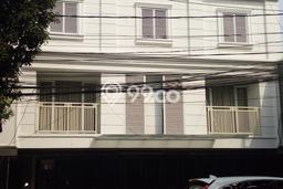 Komersial Dijual di Jakarta Selatan LT 245m2 & LB 600m2 Lokasi Terbaik! Komersial Dijual di Jakarta Selatan LT 245m2 & LB 600m2 Lokasi Terbaik!