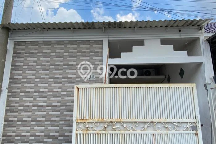 Rumah Luas Asri 2 KT Siap Pakai di Wonorejo Surabaya Rumah Luas Asri 2 KT Siap Pakai di Wonorejo Surabaya