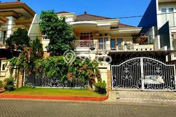 Rumah Elit LB 500m2 Siap Pakai Desain Elegan di kertajaya, Surabaya Rumah Elit LB 500m2 Siap Pakai Desain Elegan di kertajaya, Surabaya