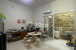 Rumah Idaman Keluarga LB 160m2m² View Danau di , Surabaya Rumah Idaman Keluarga LB 160m2m² View Danau di , Surabaya