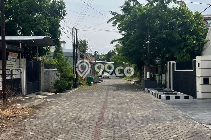 Lahan Kosong Dijual di Mulyorejo, Surabaya, Luas 300m2 Area Strategis Lahan Kosong Dijual di Mulyorejo, Surabaya, Luas 300m2 Area Strategis