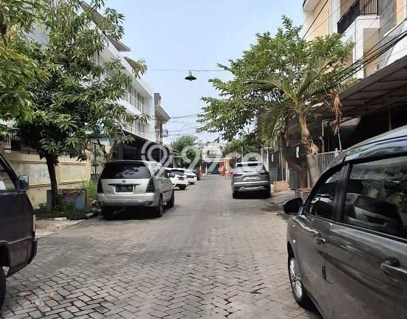 Dijual Hunian Rumah Nyaman 10 KT di Surabaya Kota, Surabaya Dijual Hunian Rumah Nyaman 10 KT di Surabaya Kota, Surabaya