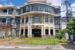 Dijual! Ruko di Renon Denpasar LT 372m2 / LB 467m2 Kawasan Bisnis Dijual! Ruko di Renon Denpasar LT 372m2 / LB 467m2 Kawasan Bisnis
