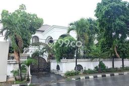 Rumah Luxury Modern Siap Huni di Pondok Indah Jakarta Selatan Rumah Luxury Modern Siap Huni di Pondok Indah Jakarta Selatan