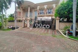 Jual Rumah Luas Megah Dengan View Cantik di Pantai Mutiara, Jakarta Utara Jual Rumah Luas Megah Dengan View Cantik di Pantai Mutiara, Jakarta Utara