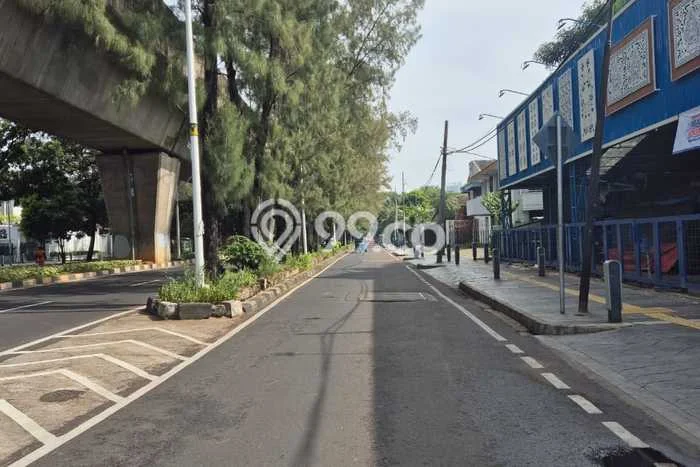 Tanah Disewa Strategis di Jakarta Timur Luas 425m2 Tanah Disewa Strategis di Jakarta Timur Luas 425m2