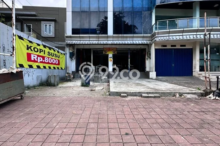 Dijual Ruko Kawasan Premium Kawasan Bendungan Hilir, Luas 250m², Jalan Raya Dijual Ruko Kawasan Premium Kawasan Bendungan Hilir, Luas 250m², Jalan Raya