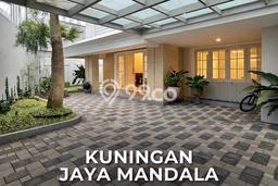 Rumah Luxury Modern Siap Huni di Kuningan Jakarta Selatan Rumah Luxury Modern Siap Huni di Kuningan Jakarta Selatan
