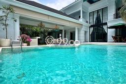 Dijual Rumah Luas Megah Dengan View Cantik di Kemang, Jakarta Selatan Dijual Rumah Luas Megah Dengan View Cantik di Kemang, Jakarta Selatan