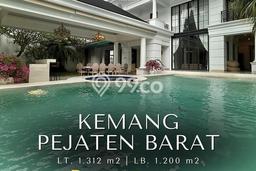 Dijual Rumah Premium dengan Fasilitas Sekitar Lengkap di Kemang, Jakarta Selatan Dijual Rumah Premium dengan Fasilitas Sekitar Lengkap di Kemang, Jakarta Selatan