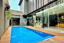 Siap Huni Rumah Mewah 5 Kamar di Kebayoran Baru Dekat ke Mana Pun Siap Huni Rumah Mewah 5 Kamar di Kebayoran Baru Dekat ke Mana Pun