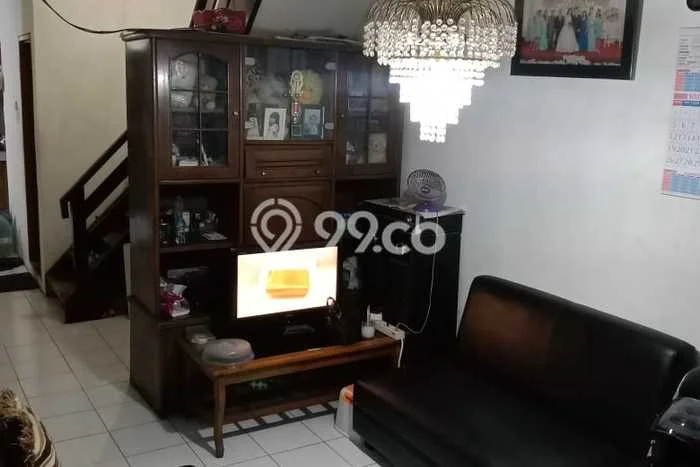 Dijual Rumah 4 Kamar Lokasi Ideal Nyaman dan Strategis di Astanaanyar Dijual Rumah 4 Kamar Lokasi Ideal Nyaman dan Strategis di Astanaanyar