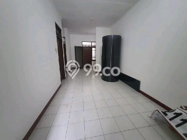 Disewakan! Rumah 2 Kamar Tidur &
1 Kamar Mandi di Taman Kopo Indah, Bandung Disewakan! Rumah 2 Kamar Tidur &
1 Kamar Mandi di Taman Kopo Indah, Bandung