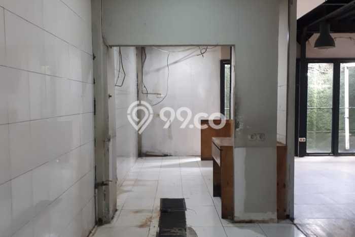 Unit Komersial Paling Strategis di Bandung Wetan Bandung dengan LB 200m2 Unit Komersial Paling Strategis di Bandung Wetan Bandung dengan LB 200m2