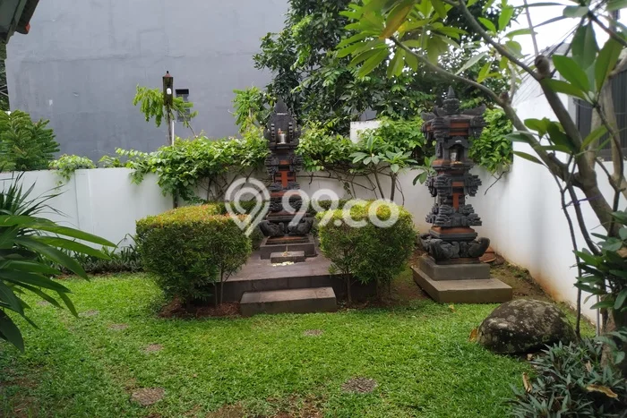 Dijual Rumah Luas Elegan Dengan View Cantik di Tanah Kusir, Jakarta Selatan Dijual Rumah Luas Elegan Dengan View Cantik di Tanah Kusir, Jakarta Selatan