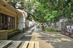 Hunian Mewah LB 1000m2 Siap Huni Desain Elegan di Panglima Polim, Jakarta Selatan Hunian Mewah LB 1000m2 Siap Huni Desain Elegan di Panglima Polim, Jakarta Selatan