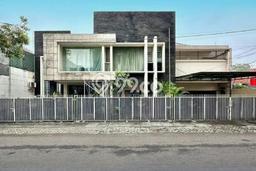 Dijual Hunian Mewah dengan Fasilitas Sekitar Komplit di Kebayoran Baru, Jakarta Selatan Dijual Hunian Mewah dengan Fasilitas Sekitar Komplit di Kebayoran Baru, Jakarta Selatan