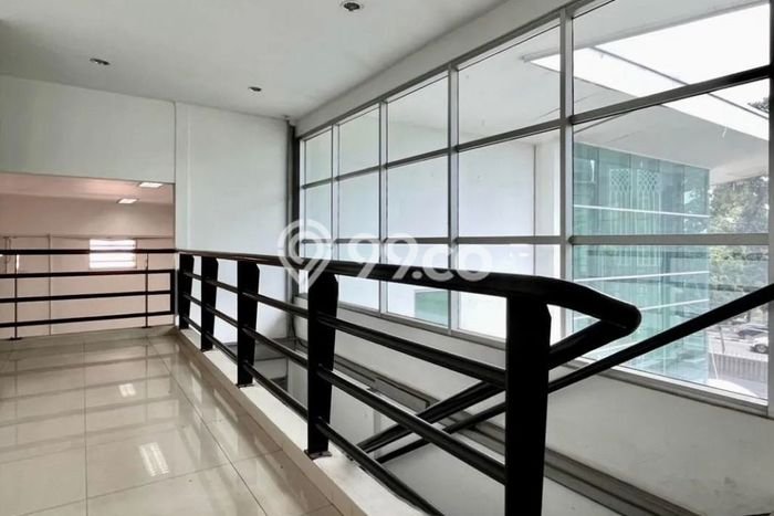 Kantor Dijual Lokasi Emas di Pancoran Luas 1600m2 Kantor Dijual Lokasi Emas di Pancoran Luas 1600m2