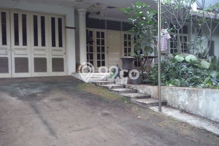 Rumah Elit Modern Siap Huni di Pondok Indah Jakarta Selatan Rumah Elit Modern Siap Huni di Pondok Indah Jakarta Selatan