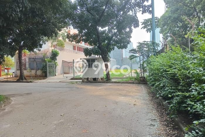 Untuk Dijual Tanah 450m2 di Mega Kuningan, Jakarta Selatan Untuk Dijual Tanah 450m2 di Mega Kuningan, Jakarta Selatan