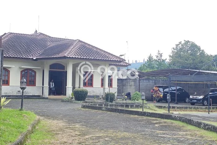 PELUANG INVESTASI! Vila di Cisarua, Area 2067m2m², Hasil Menjanjikan PELUANG INVESTASI! Vila di Cisarua, Area 2067m2m², Hasil Menjanjikan