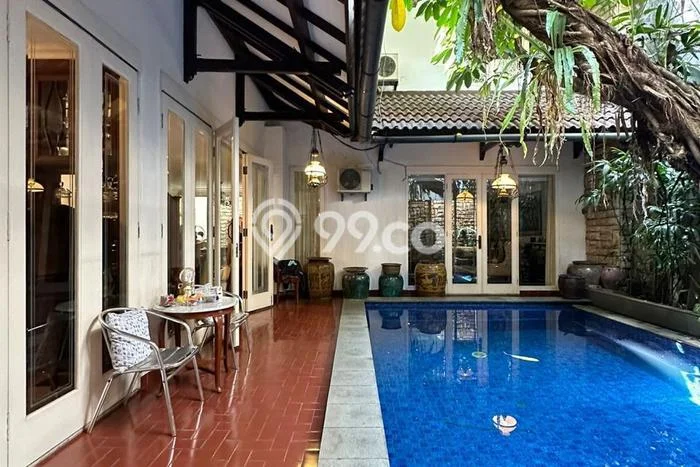 For Sale! Luxury House LT 677m2 Desain Modern di Senayan For Sale! Luxury House LT 677m2 Desain Modern di Senayan