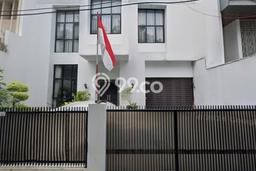 Rumah sewa siap pakai 4 Kamar Tidur di Senopati, Jakarta Selatan Rumah sewa siap pakai 4 Kamar Tidur di Senopati, Jakarta Selatan