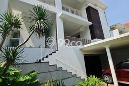 For Sale! Premium House LT 352m2 Desain Elegan di Pondok Indah For Sale! Premium House LT 352m2 Desain Elegan di Pondok Indah