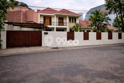 Dijual Rumah Luas Megah Dengan View Cantik di Kuningan, Jakarta Selatan Dijual Rumah Luas Megah Dengan View Cantik di Kuningan, Jakarta Selatan