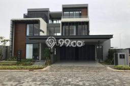 Ready to Use! Premium House LT 665m2 Desain Elegan di BSD Ready to Use! Premium House LT 665m2 Desain Elegan di BSD
