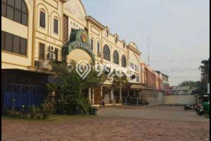 Ruko untuk disewa di Karang Tengah punya LT 75m2 & LB 225m2 harga sewa kompetitif Ruko untuk disewa di Karang Tengah punya LT 75m2 & LB 225m2 harga sewa kompetitif