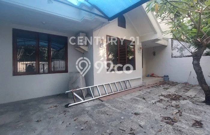 Disewakan segera hunian minimalis lokasi strategis 3 Kamar di Menteng, Jakarta Pusat Disewakan segera hunian minimalis lokasi strategis 3 Kamar di Menteng, Jakarta Pusat