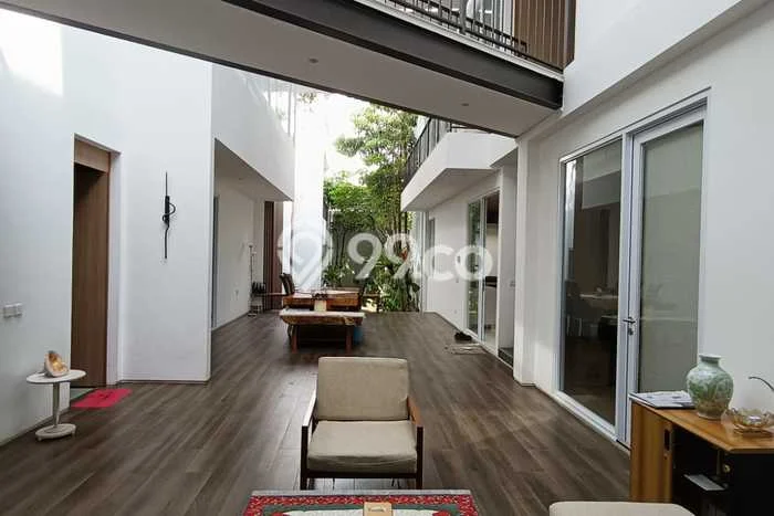 Siap Huni Hunian Elit 6 Kamar di Sukasari Dekat ke Mana Saja Siap Huni Hunian Elit 6 Kamar di Sukasari Dekat ke Mana Saja