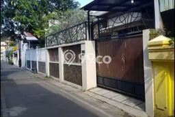 Rumah Bagus Siap Pakai Di Laweyan Luas 150m2 Aman Rumah Bagus Siap Pakai Di Laweyan Luas 150m2 Aman