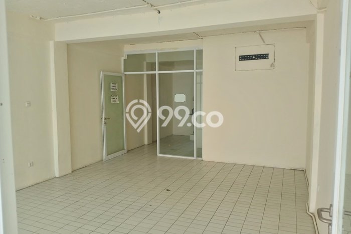 Disewakan Ruko di Kawasan Ramai Fatmawati Luas 240m2 Disewakan Ruko di Kawasan Ramai Fatmawati Luas 240m2