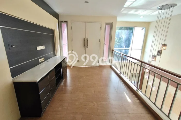 Disewakan Rumah Konsep Modern di Kemayoran Jakarta Pusat dengan 4 Kamar Disewakan Rumah Konsep Modern di Kemayoran Jakarta Pusat dengan 4 Kamar