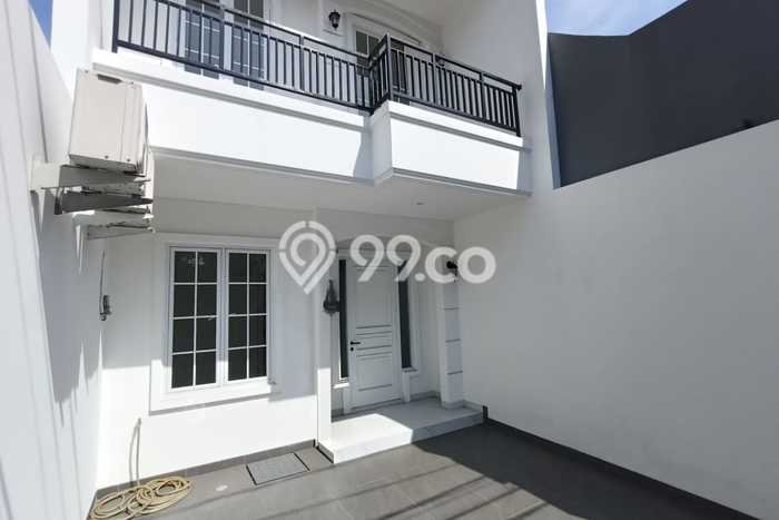 PROPERTI UNGGULAN! Rumah di Sunter, 2 KT, Area Elite, LT 70m² LB 100m² PROPERTI UNGGULAN! Rumah di Sunter, 2 KT, Area Elite, LT 70m² LB 100m²