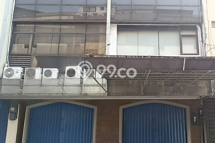 Ruko Dijual di Prime Area Jakarta Pusat Luas 600m2 Ruko Dijual di Prime Area Jakarta Pusat Luas 600m2