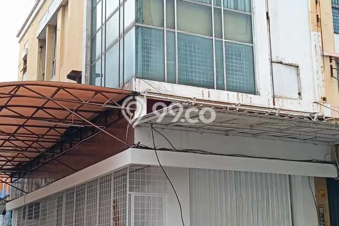 Ruko Lokasi Premium Kawasan , Luas 360m2m², Ready Operasi Ruko Lokasi Premium Kawasan , Luas 360m2m², Ready Operasi