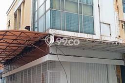 Ruko Lokasi Premium Kawasan , Luas 360m2m², Ready Operasi Ruko Lokasi Premium Kawasan , Luas 360m2m², Ready Operasi