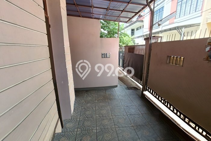 Rumah Elit Modern Siap Huni di Tomang Jakarta Barat Rumah Elit Modern Siap Huni di Tomang Jakarta Barat